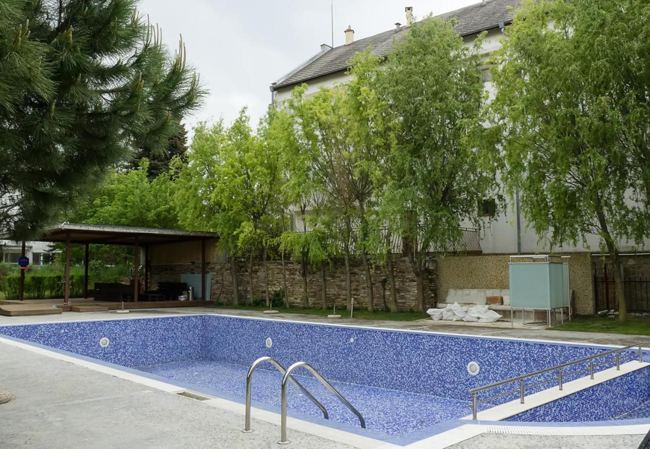 Ferienwohnung Under The Stars - Lux Penthouse With Pool And Terrace By Flat Mаnager Saints Constantine and Helena Exterior foto