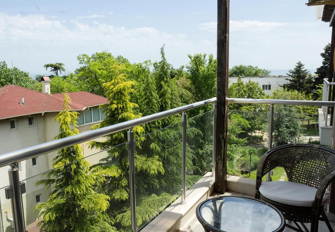 Ferienwohnung Under The Stars - Lux Penthouse With Pool And Terrace By Flat Mаnager Saints Constantine and Helena Exterior foto