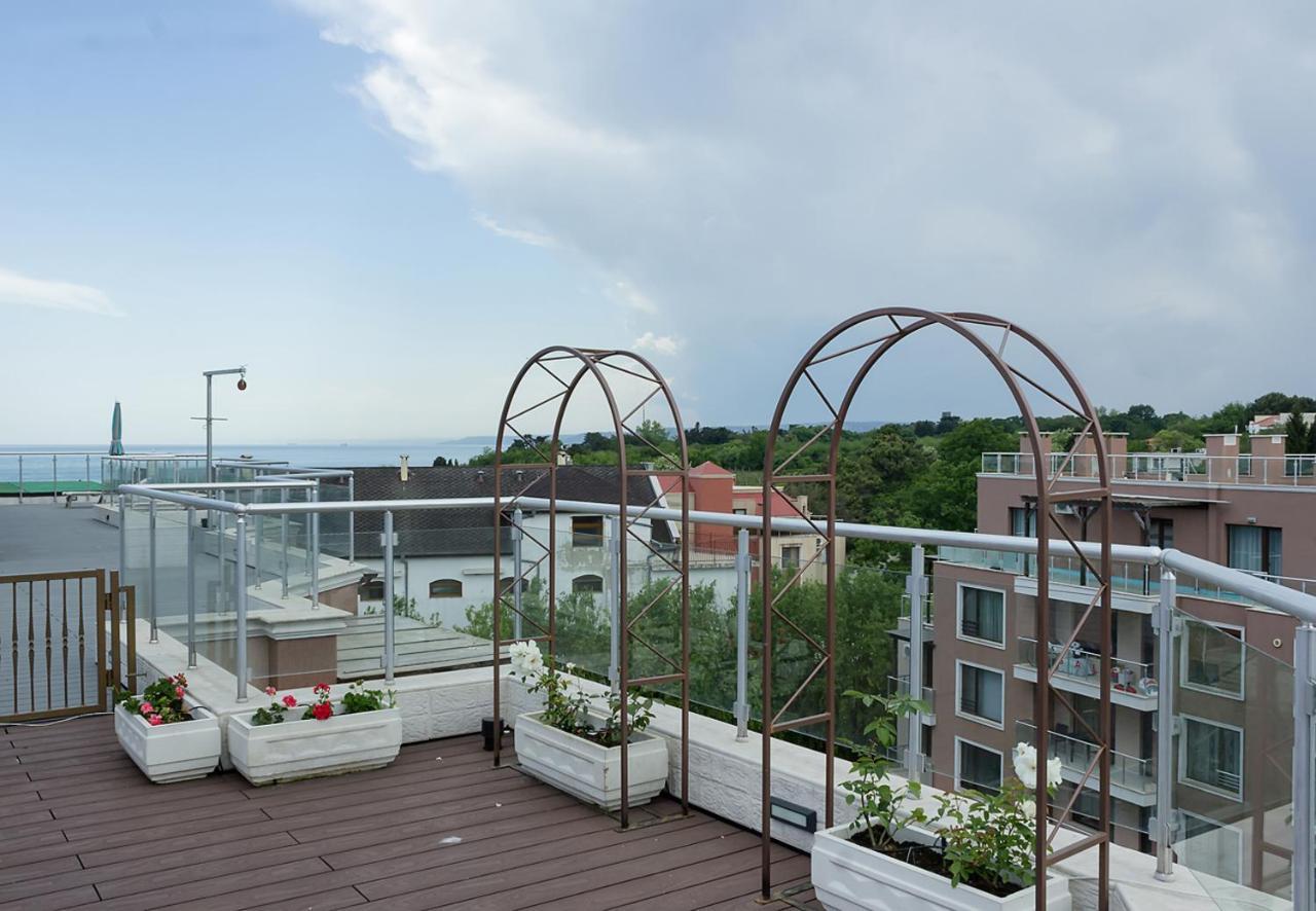 Ferienwohnung Under The Stars - Lux Penthouse With Pool And Terrace By Flat Mаnager Saints Constantine and Helena Exterior foto